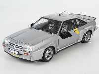 Manta 400 silber-Bild by REVELL