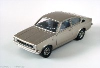 421-Burago-Kadett-C-Coupe-weissgoldmet-a.jpg