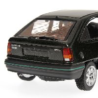 © by Minichamps