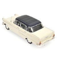 430040008_o.jpg (37.53 KiB) 4212 mal betrachtet © by Minichamps