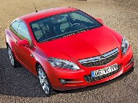 astracalibra.jpg (47.01 KiB) 23173 mal betrachtet Astra Coupe, vielleicht aber auch Calibra B.